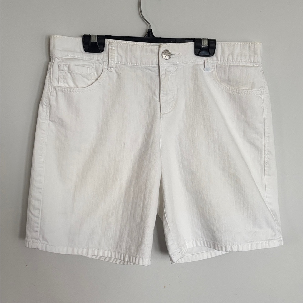 NWOT New York & Company Mid Rise Denim Shorts